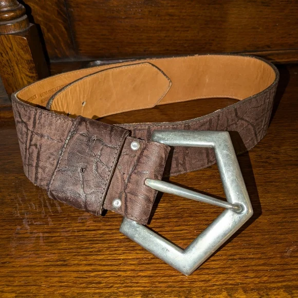 MZ ACCESSORIES OF NEW YORK Gator Print Geometric Buckle Wide Belt