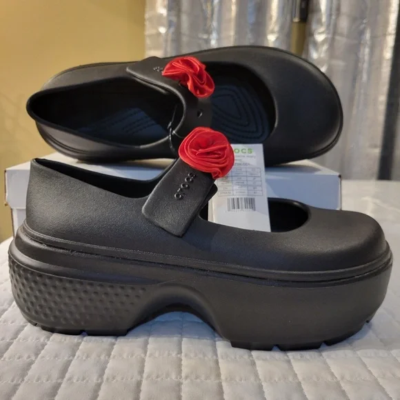 NWT CROCS Stomp Rosette Mary Jane Platforms Coquette Red Rose Festival Costume