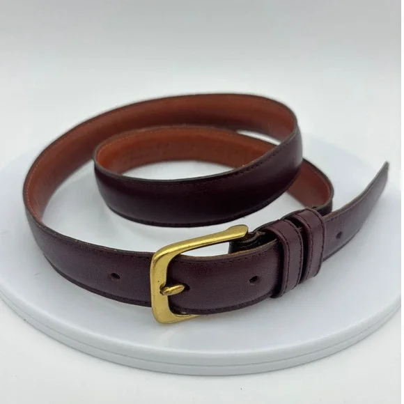 VINTAGE COACH Burgundy Leather Belt 5700 Gold Brass Buckle Womens 30in 75cm