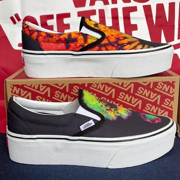 Vans Classic Slip-0n Paradoxical Black/Multi VNOA7Q5RBML WMNS Platforms