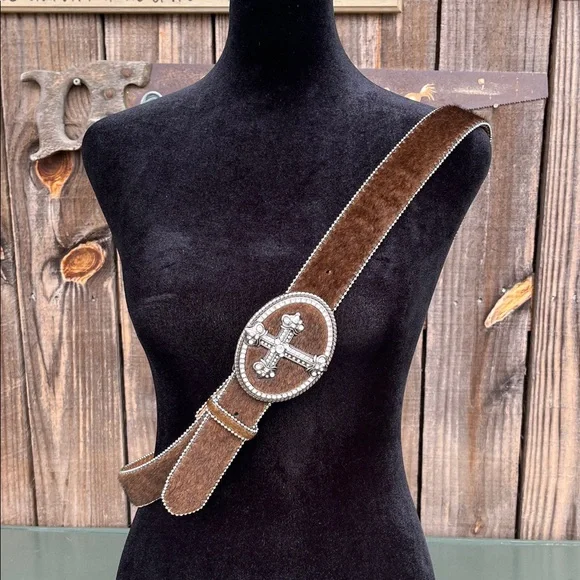 Western Leather Belt & rhinestone Cross buckle XXL fit up to a 44 waist cowgirl