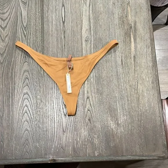NWT Skims Recycled Swim Thong Bikini Bottom Swimwear Stretch Low Rise Almond 3X