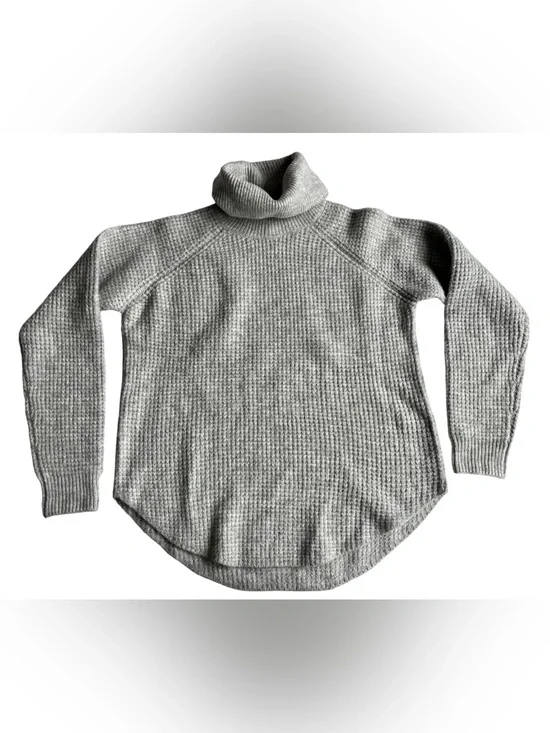 Kuhl Light Gray Waffle Knit Turtleneck Sweater