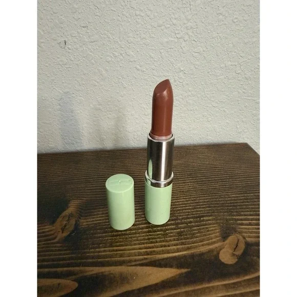 Clinique TENDER-HEART Different Lipstick Green Tube Brown .14 oz/4g New RARE