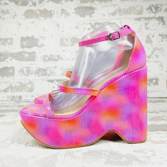 New Chase & Chloe Astra Pink Faux Leather Dark Academia Platforms M704