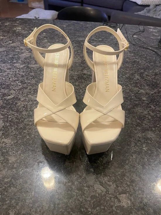 Stuart Weitzman Patent Leather Lasercut Accent High Heals