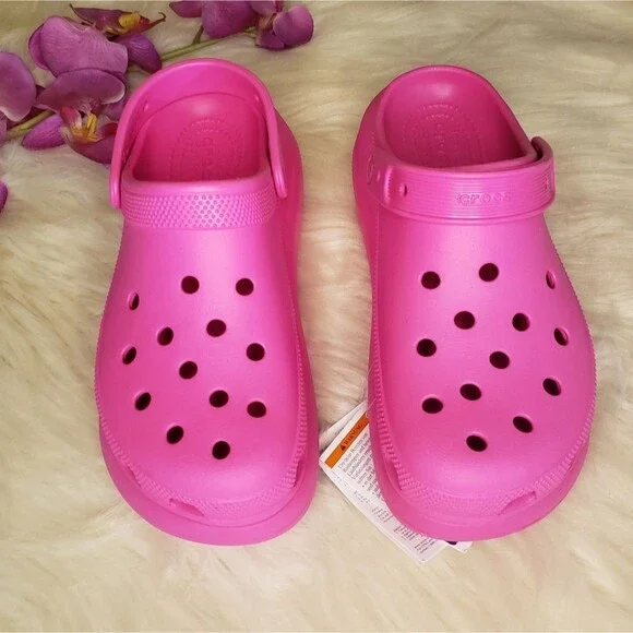 Crocs Classic Clog Hot Pink | NWT | 10 Lightweight Comfort Shoes | Barbiecore