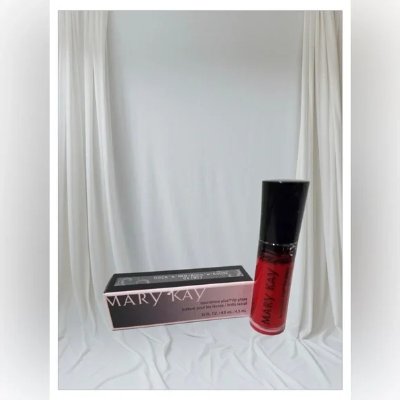 New in Box Mary Kay Nourishine Plus Lip Gloss Rock 'N' Red .15 Fl Oz 047…