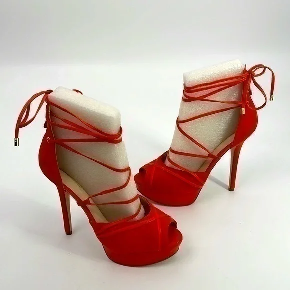New in box Guess orange suede and leather laced platform shoes size 7 “the raja”