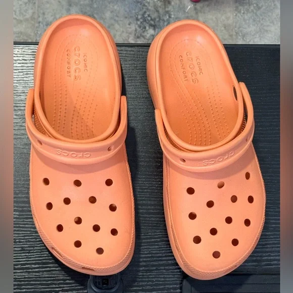 CROCS Women's Platform Clogs - Bright Orange