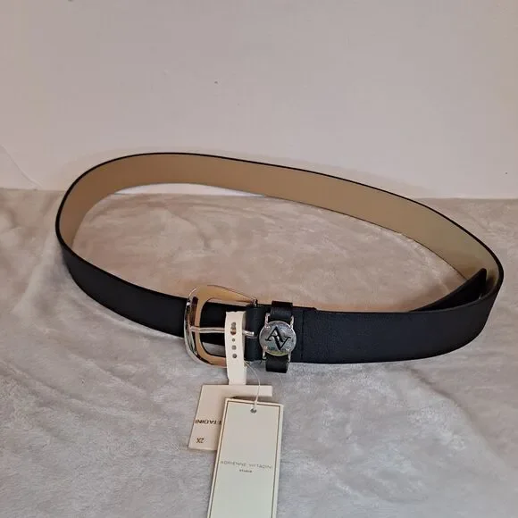 Adrienne Vittadini Studio Women's 2X AV Logo Belt Faux Leather Fashion Accessory