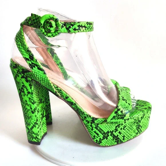 Chase‎ + Chloe Platform Sandals 7.5 Neon Green Snakeskin Ankle Strap Block Heel