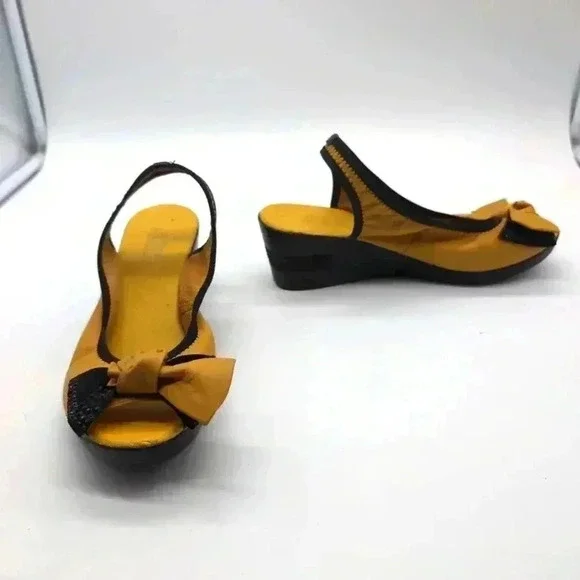 Lingjili Yellow Slingback Platforms sz 6.5 bow toe
