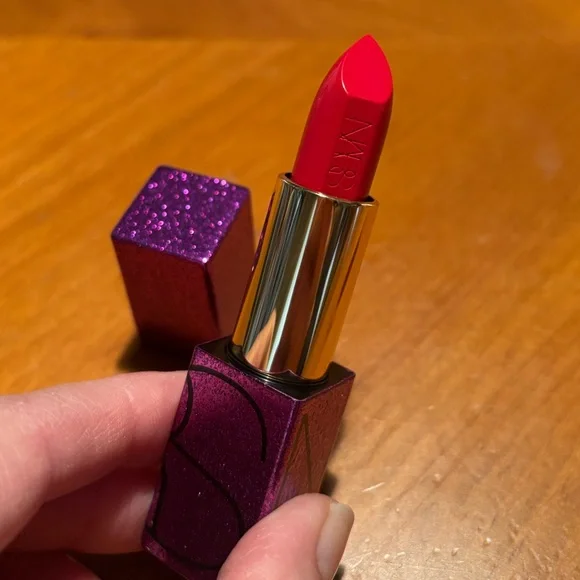 NARS Audacious Lipstick Carmen