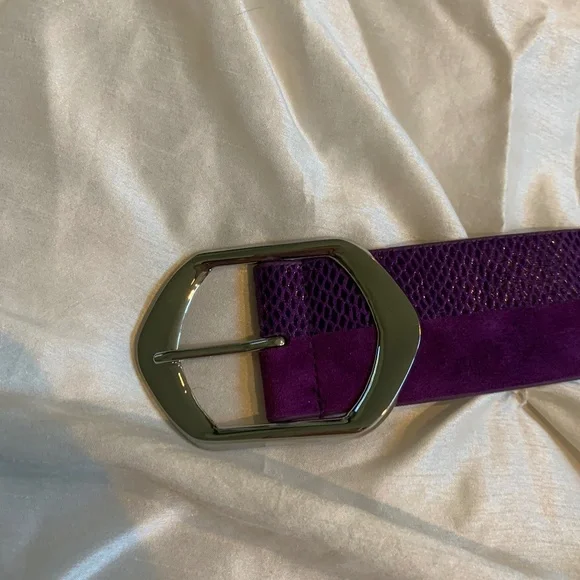 White House Black Market Purple Suede/Snakeprint Belt sz M