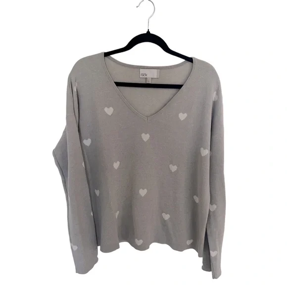 Nordstrom Rack V neck crew neck sweater✨