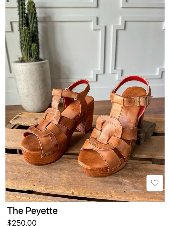 The Peyette Women’s Tan Leather Platform Sandals