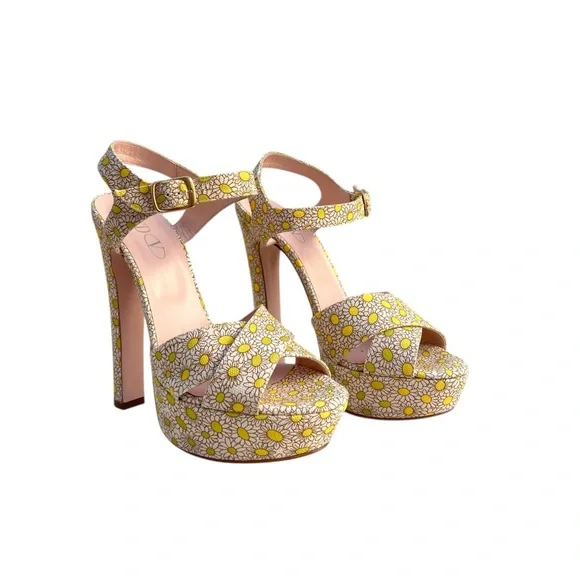 Red Valentino Yellow Daisy Print Platform Sandals Heels Size 38 US 7.5‎