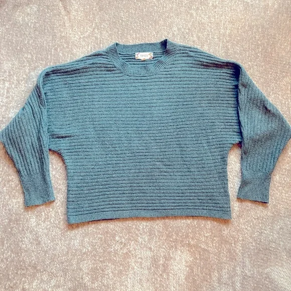 Pink Rose Blue Ribbed‎ Sweater Medium Cropped Chunky Knit Cozy Coastal Classic