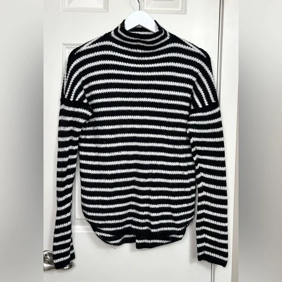 Express Striped Turtleneck Sweater