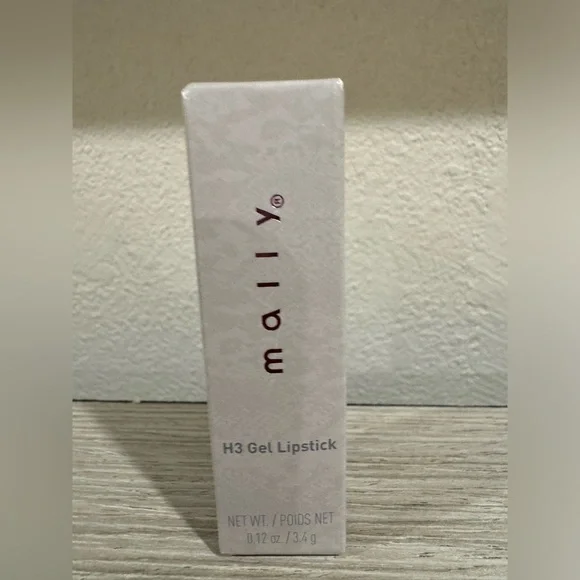 Mally Beauty Class Color Lipstick Hibiscus 0.13 oz. New in box