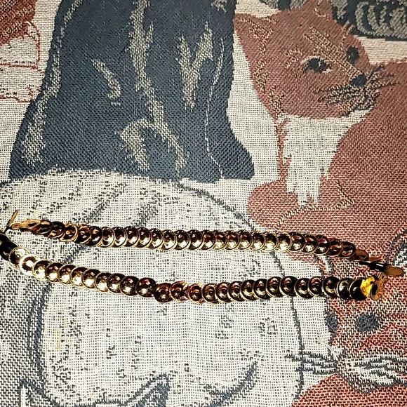 Elastic belt gold tone coin Women's L / XL