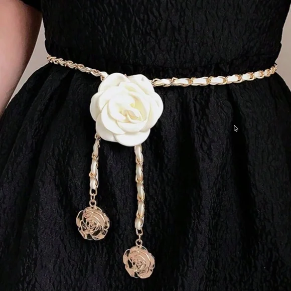 Classic Vegan Leather Gold Tone Chain Flower Belt
