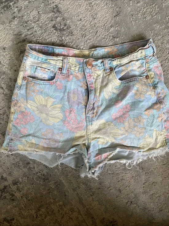 Women’s Floral Pastel Denim Shorts
