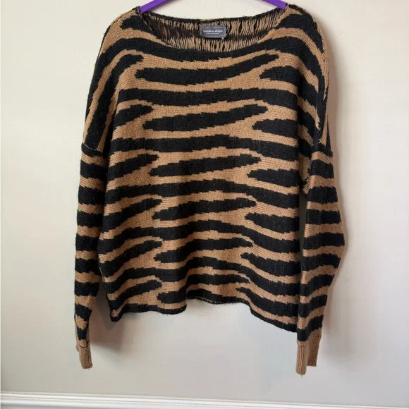 Wooden Ships Black and Tan Zebra Sweater size S:M