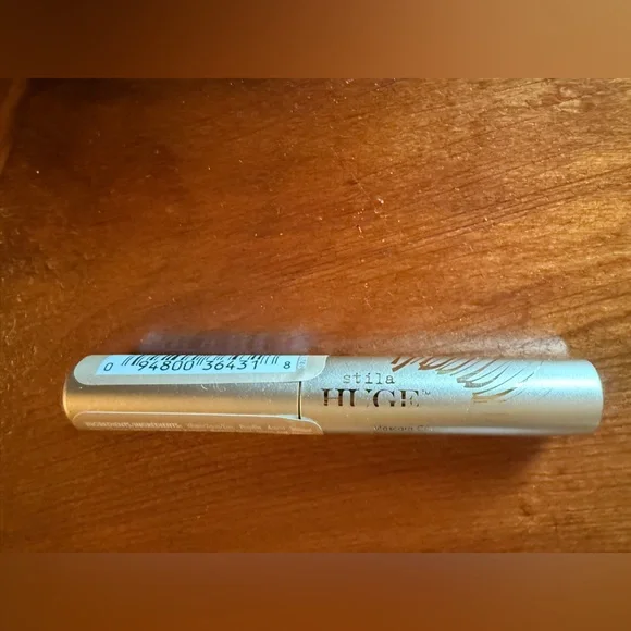 💙4/$20 Stila Huge Extreme Lash Mascara