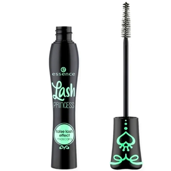 Black mascara - False lash effects by Essence, New