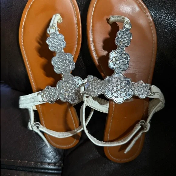 Dollhouse Silver White‎ Sandals with Rhinestone Embellishments