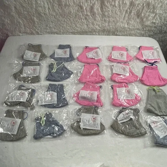 Lot of 20 Lele Sadoughi Reusable Face Masks Adjustable Jersey Knit Pink Blue GrY