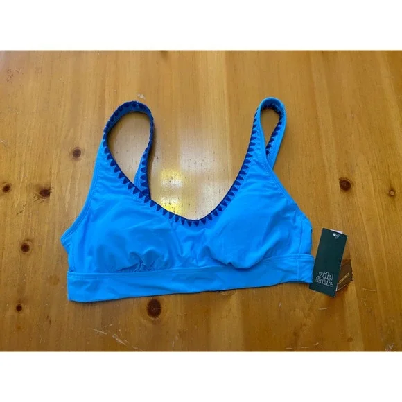 Wild Fable Blue Whipstitch Trim Bikini Top Scoop Neck Swim Size L NWT