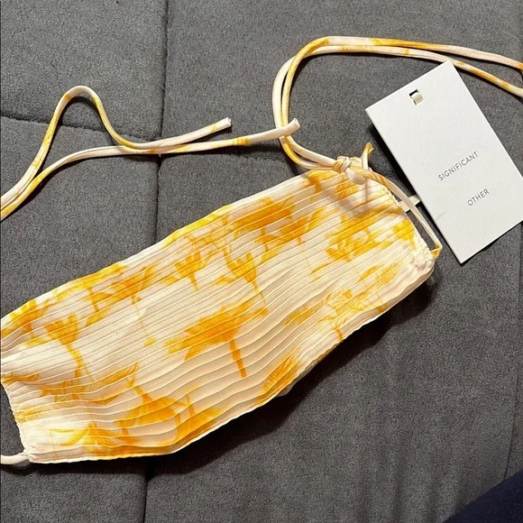 Significant Other‎ Silky Yellow Tie-Dye Pleated Face Mask