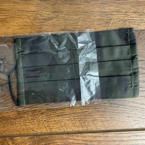 Johnny Was Camo‎ Face Mask with Filter Pocket - NEW