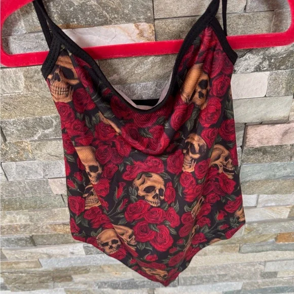 Edgy Skull and Roses Bandana face mask