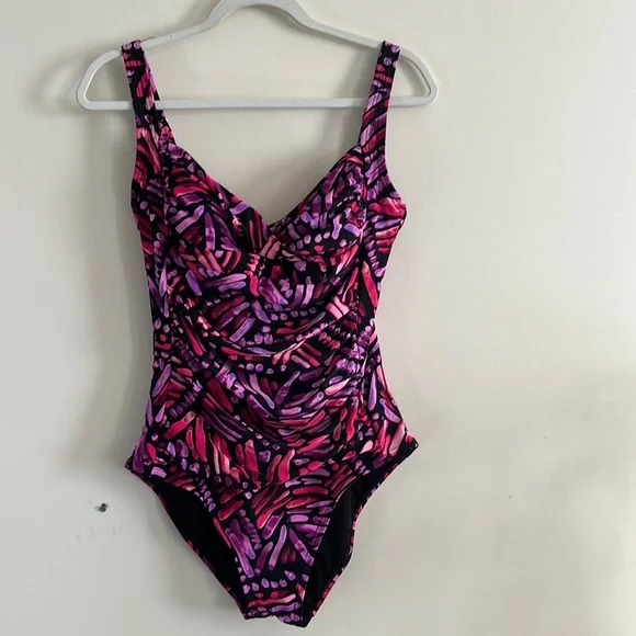 Swimsuits for All Shore Club Plus Size Swim 14 padded‎ cups pink purple vacation