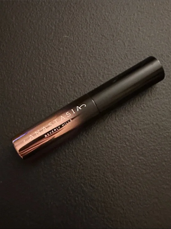 Anastasia Beverly Hills Mini Lash Brag Volumizing Mascara