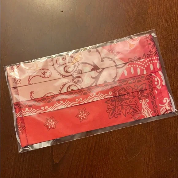 NEW Johnny Was silk pink face mask