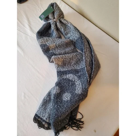 Wild Fable Women's Solid Blanket Scarf One Size Black/Gray Approx. 15