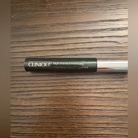 NEW Clinique high impact mascara