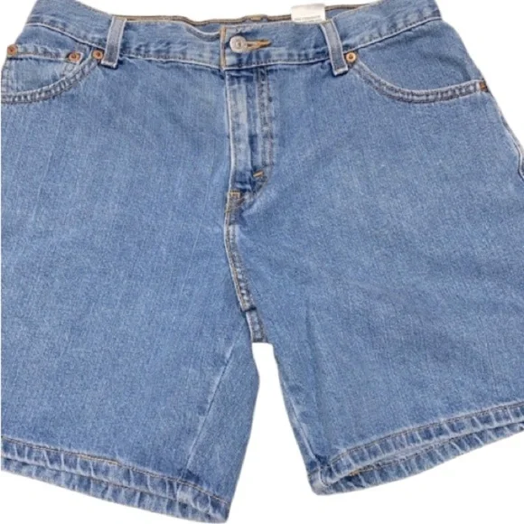 Levi’s vintage denim shorts size 10