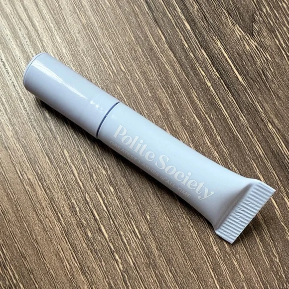 ❤️$2 NWT Polite Society Mascara Sample