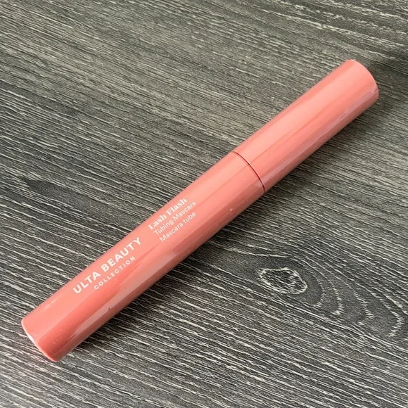 ❤️$3 NWT Ulta Beauty Lash Flash Mascara 8.15ml