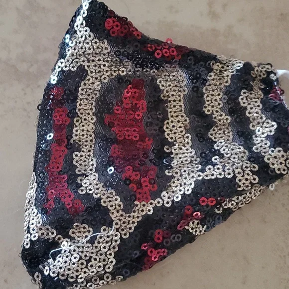 **SALE**Leopard Jeweled Facemask nwot