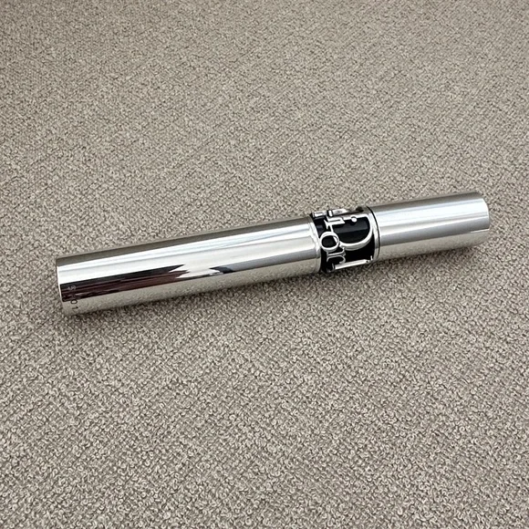 Brand New Dior Shiny Silver Beauty Tube - 090