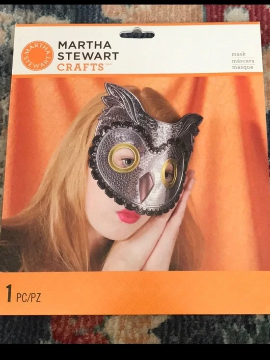 Martha Stewart Crafts Owl Face Mask in Silver with Gold Accents