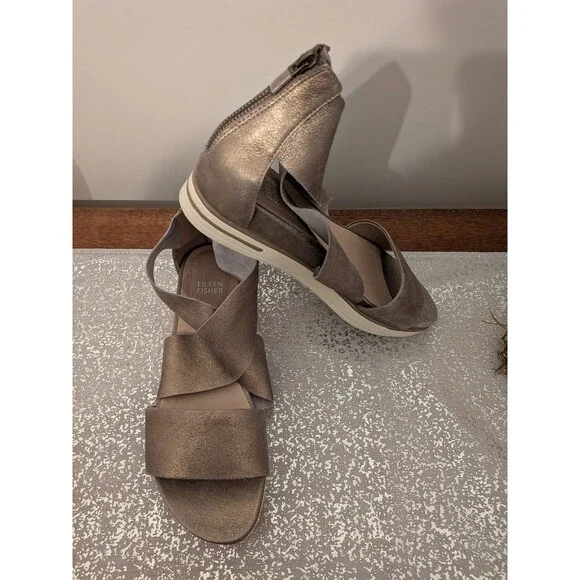 Eileen Fisher Sport Platform Women’s 9 Sandals Gold Metallic Suede Leather NEW