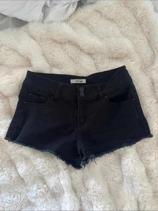 Refuge Black Low Waisted Denim Shorts